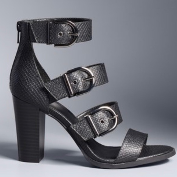 Simply Vera Vera Wang Shoes - ✨1 Left✨ Simply Vera Vera Wang Shoes
